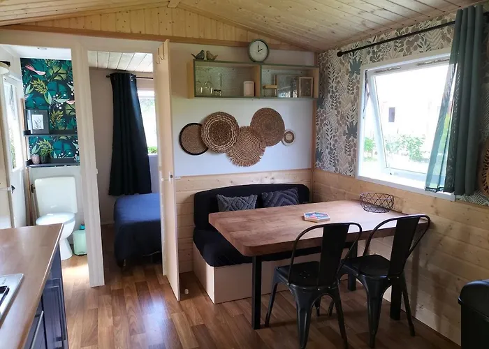 Aux Lauriers Sur Meuse *